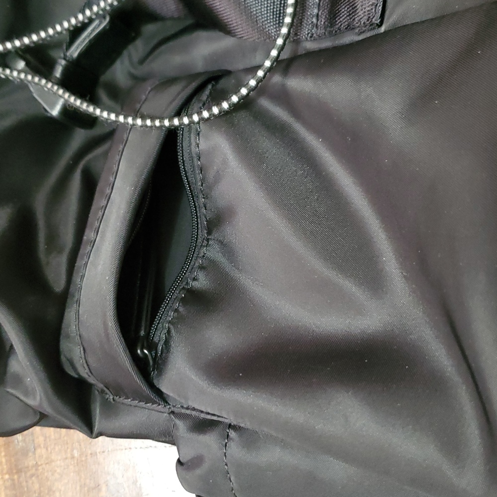 DKNY Backpack Black Drawstring   Beauriful Condition! - Picture 4 of 14